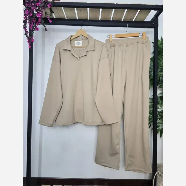 ست تیشرت یقه کوبایی و شلوار مردانه جنس کبریتی فتیله ای فری سایز رنگ بندی متنوع